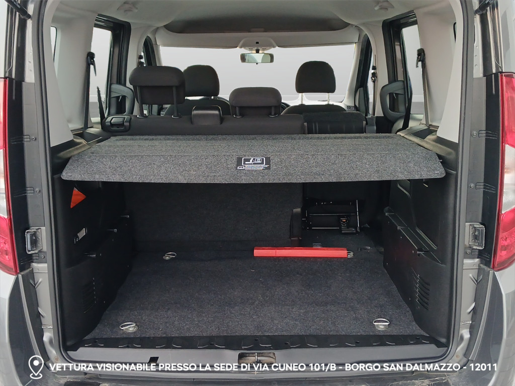 Panoramica 6° Immagine Veicolo