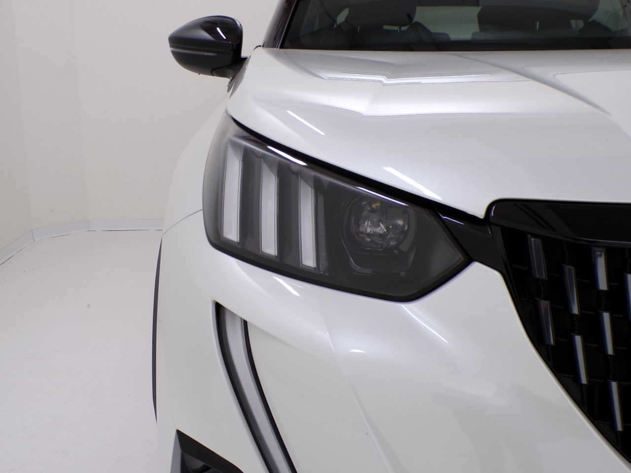 Peugeot 2008 2008 1.2 PureTech 130cv GT Line - 5