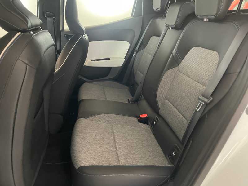 Clio V - Clio 1.6 E-tech Hybrid Initiale Paris 140cv Auto