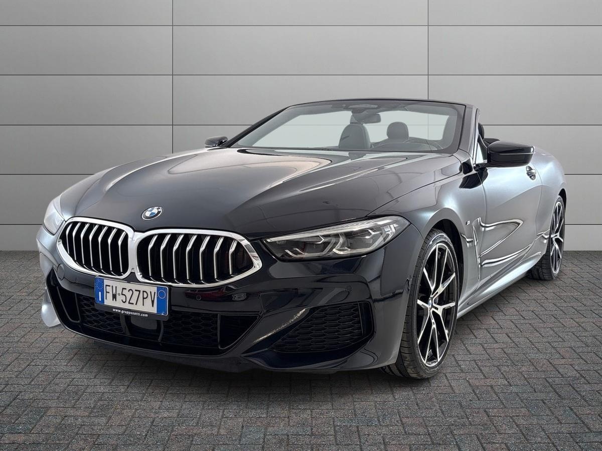 Foto veicolo BMW Serie 8 G/14-15-16-F/91-92-93 Serie 8 G/14-15-16-F/91-92-93 - 840d Cabrio xdrive Individua Diesel