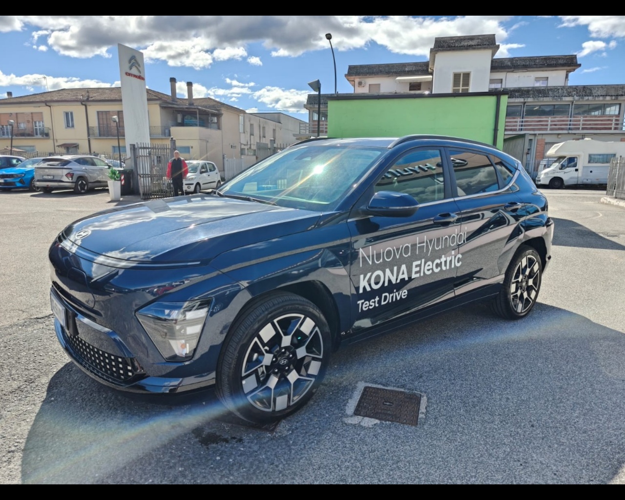 HYUNDAI KONA EV MY25 EXCLUSIVE 64,8 KWH+HP Usata
