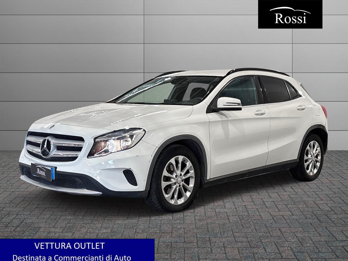 GLA-X156 2014 – GLA 180 d Business auto