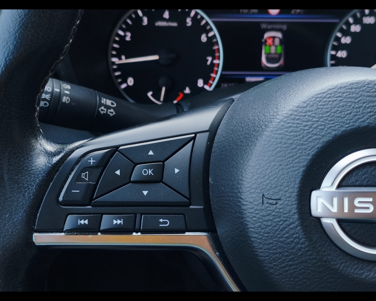 Foto NISSAN Juke 1.0 dig-t N-Connecta 114cv