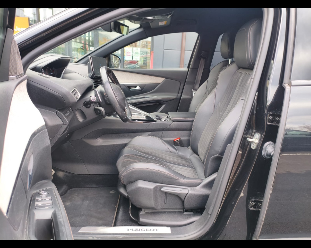 Foto PEUGEOT 3008 1.5 bluehdi GT Pack s&s 130cv eat8
