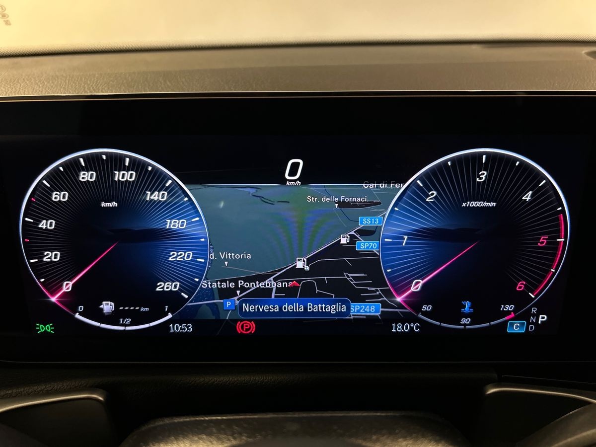 Mercedes  GLB 180 D Progressive Advanced 8G-DCT - 13