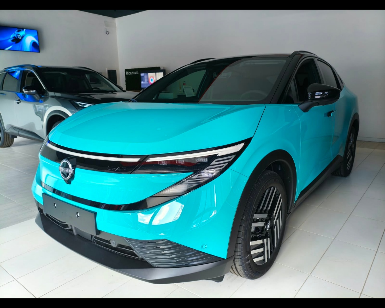 NISSAN NEW LEAF 52KWH ADVANCE 2TONE Usata