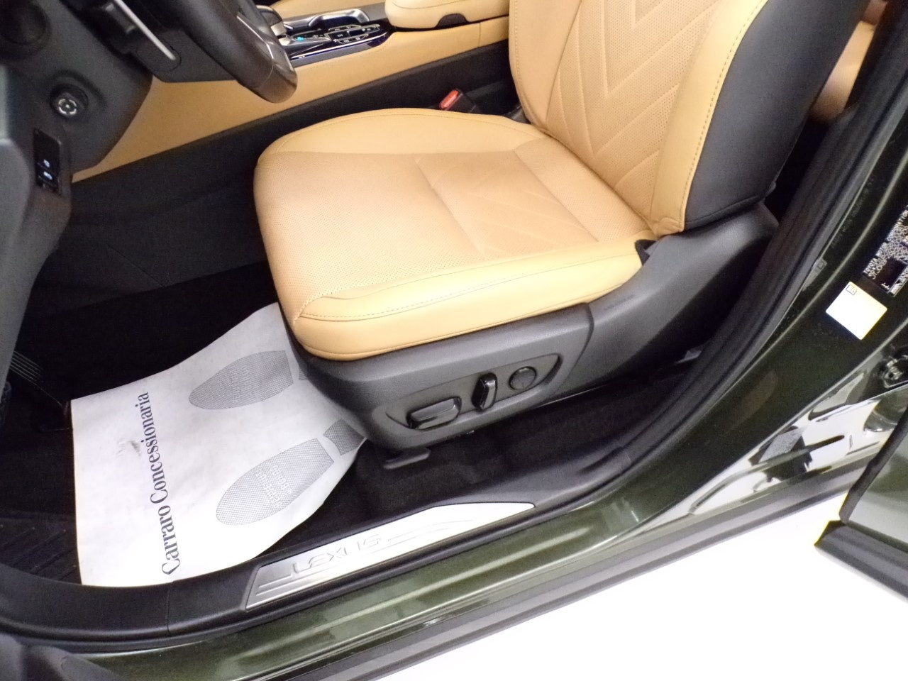 Lexus NX NX 450+ 2.5 Plug-in Luxury 4WD e-CVT - 14