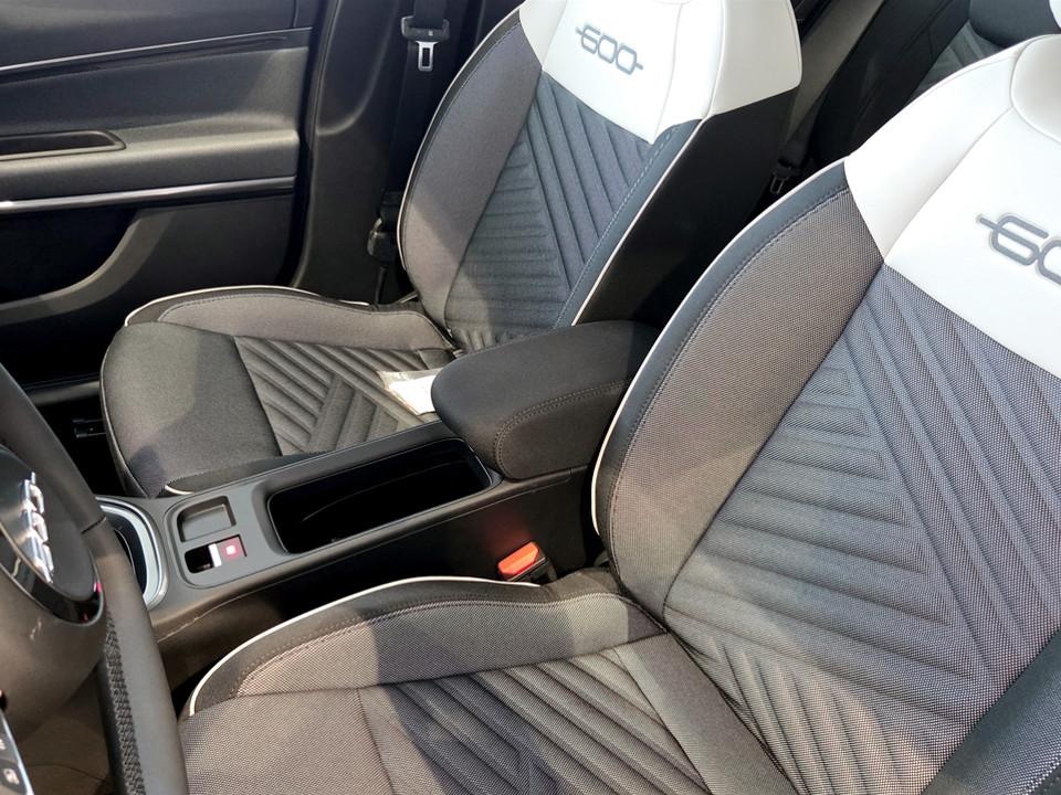 FIAT 600 Hybrid Icon 1.2 Hybrid 145cv Ibrida km0 - 6