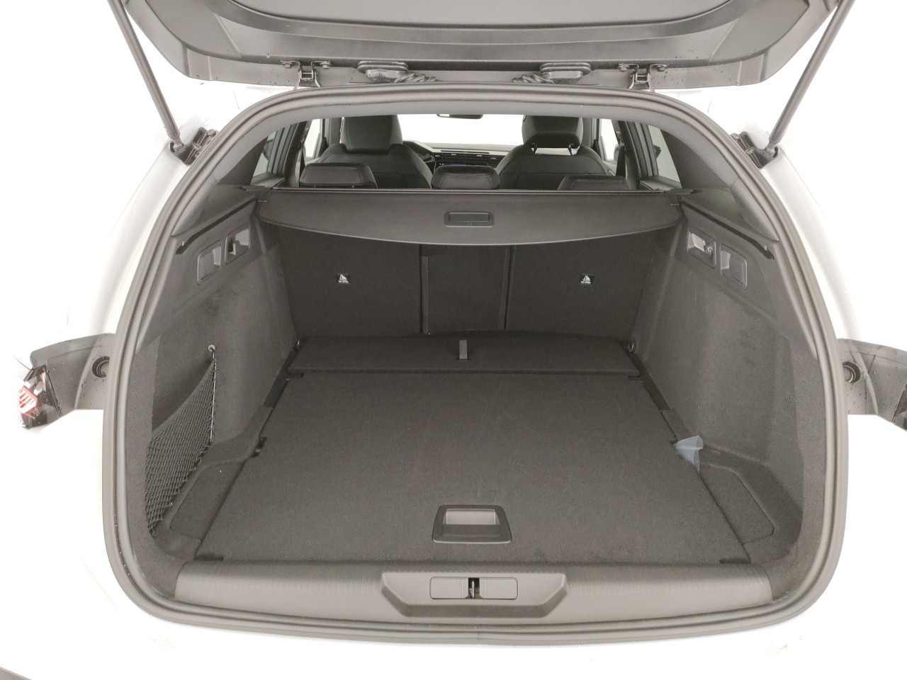 Peugeot 308 Nuovo Diesel 308 Porto Mantovano