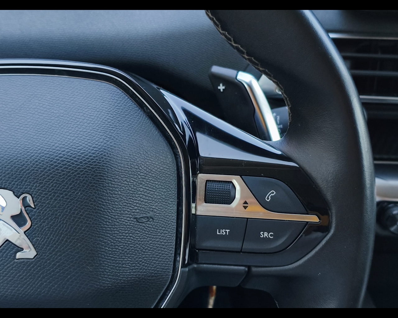 Foto PEUGEOT 3008 1.5 bluehdi Allure s&s 130cv eat8