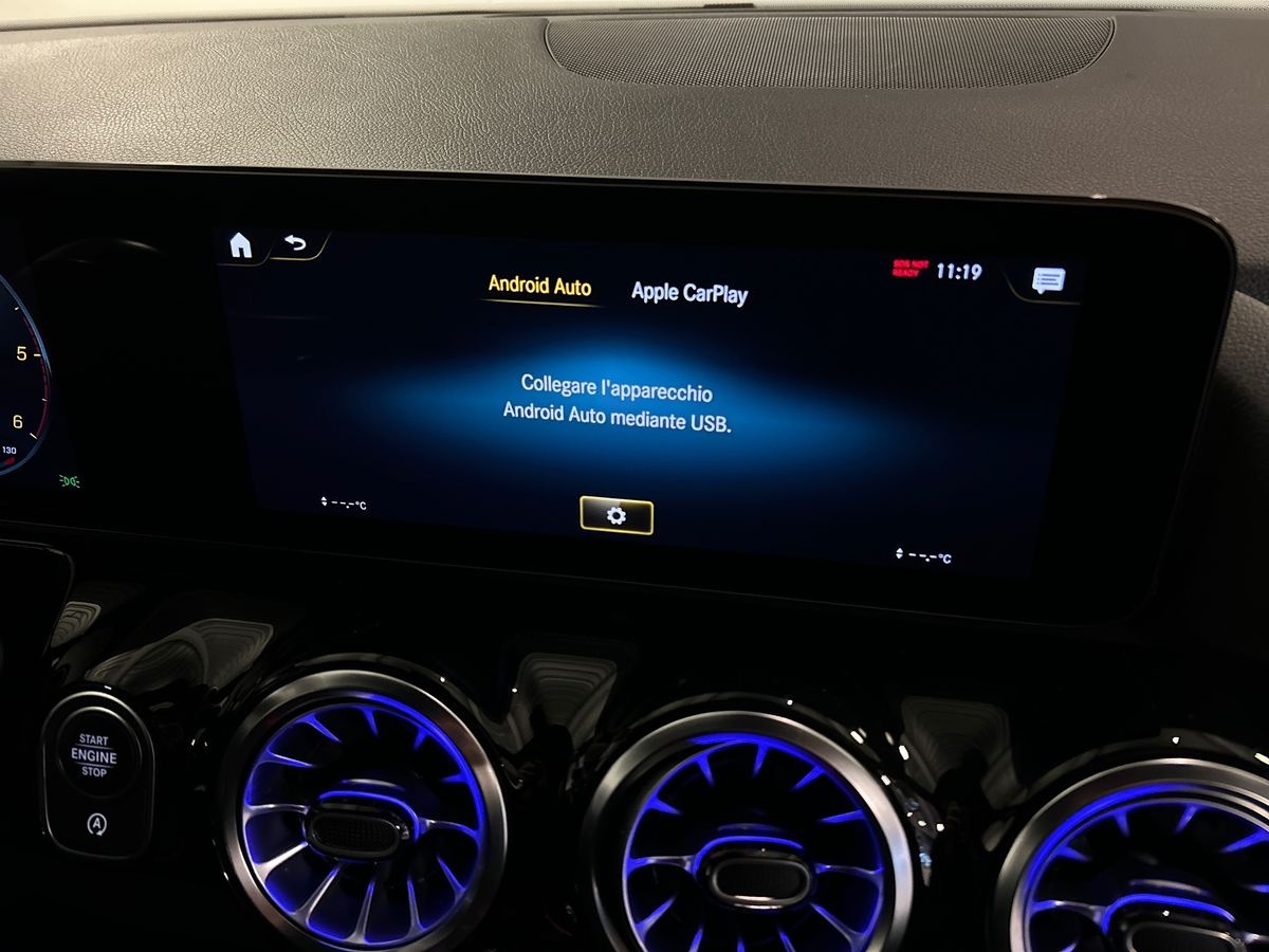 Mercedes GLA GLA 200 D Premium 8G-DCT - 12