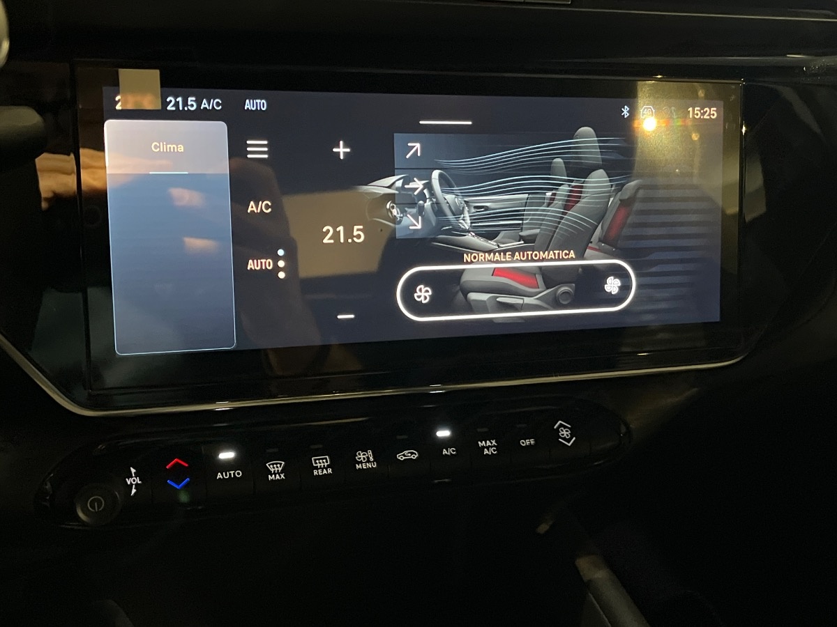 Alfa Romeo Junior Nuovo Ibrido benzina Junior Rovigo