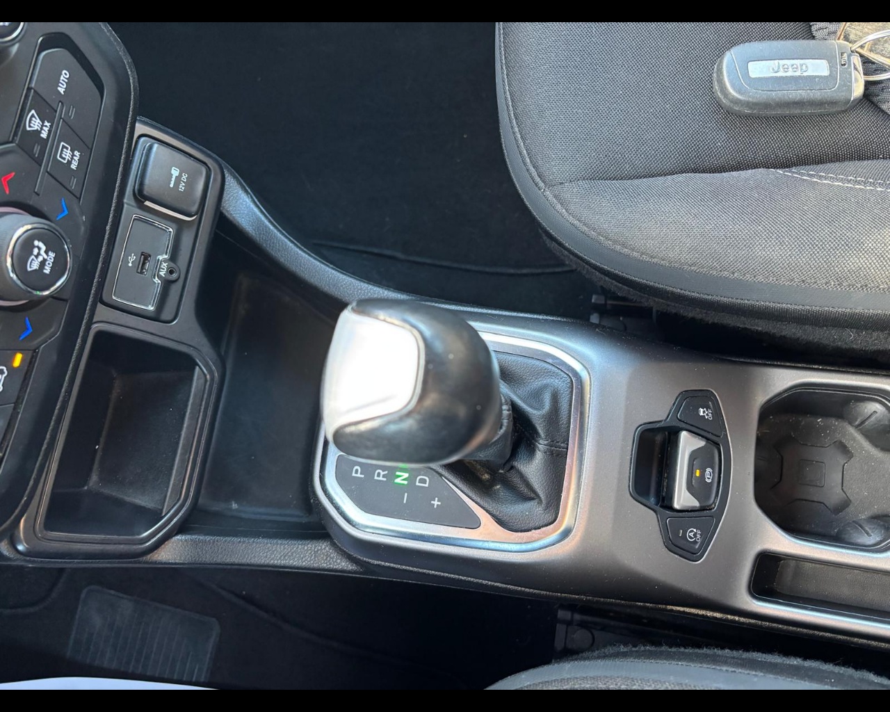 Foto JEEP Renegade 1.6 mjt Limited 2wd 120cv dct