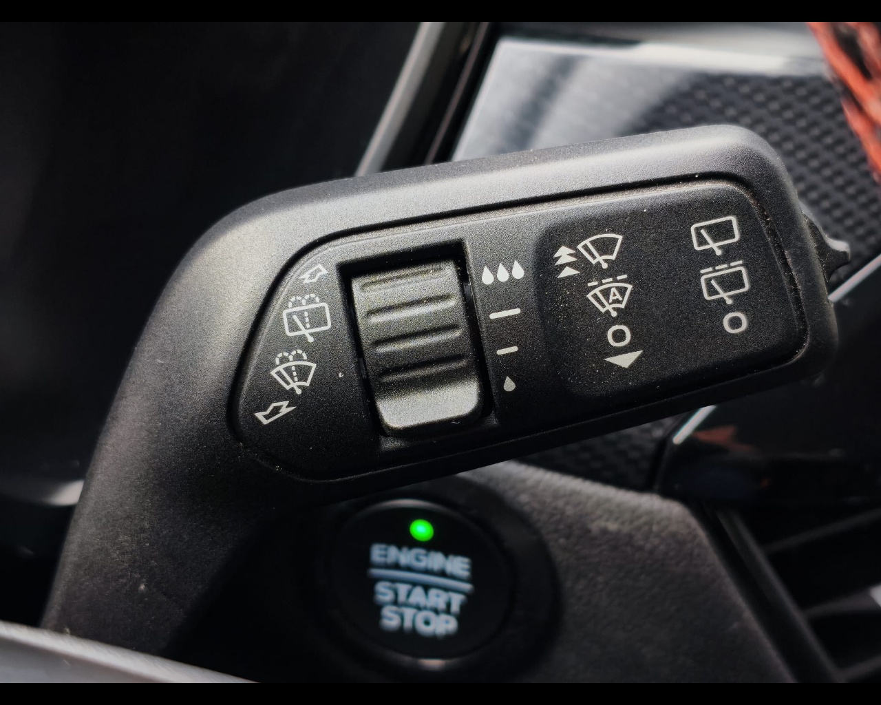 Foto FORD Kuga 1.5 ecoblue ST-Line X 2wd 120cv