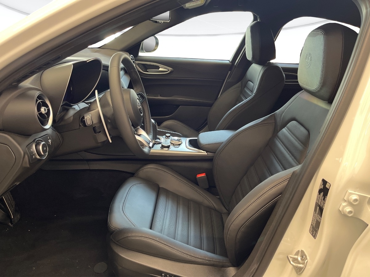 Alfa Romeo Giulia Aziendali 2025 Giulia Verona