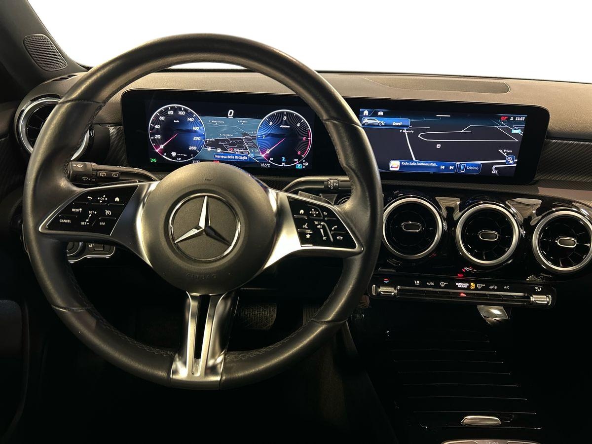 Mercedes  A 180 d Progressive Advanced auto - 11