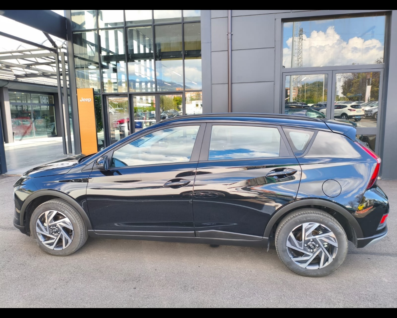 Foto HYUNDAI BAYON PE 1.2MPI XLINE