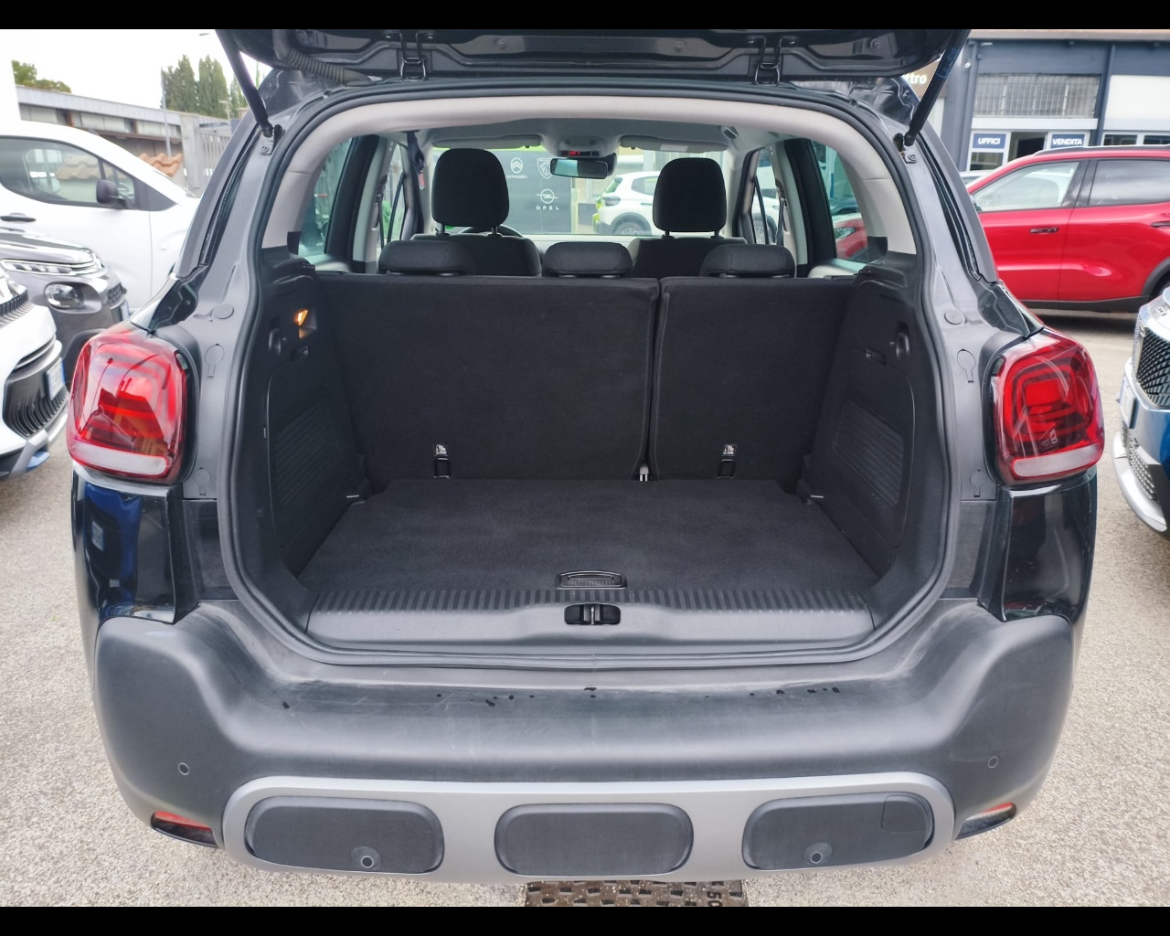 Foto CITROEN C3 Aircross 1.5 bluehdi Shine Pack s&s 110cv