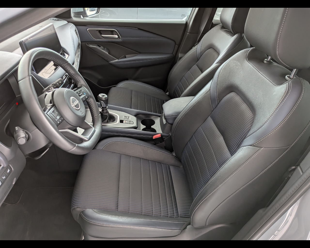 Foto NISSAN Qashqai 1.3 mhev Tekna 2wd 140cv