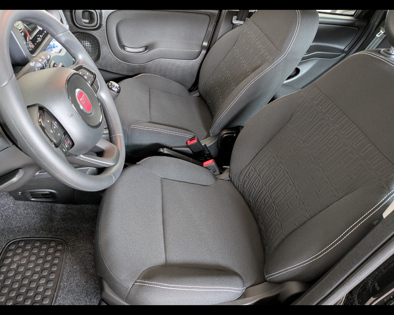 Foto FIAT Panda 1.0 firefly hybrid s&s 70cv 5p.ti