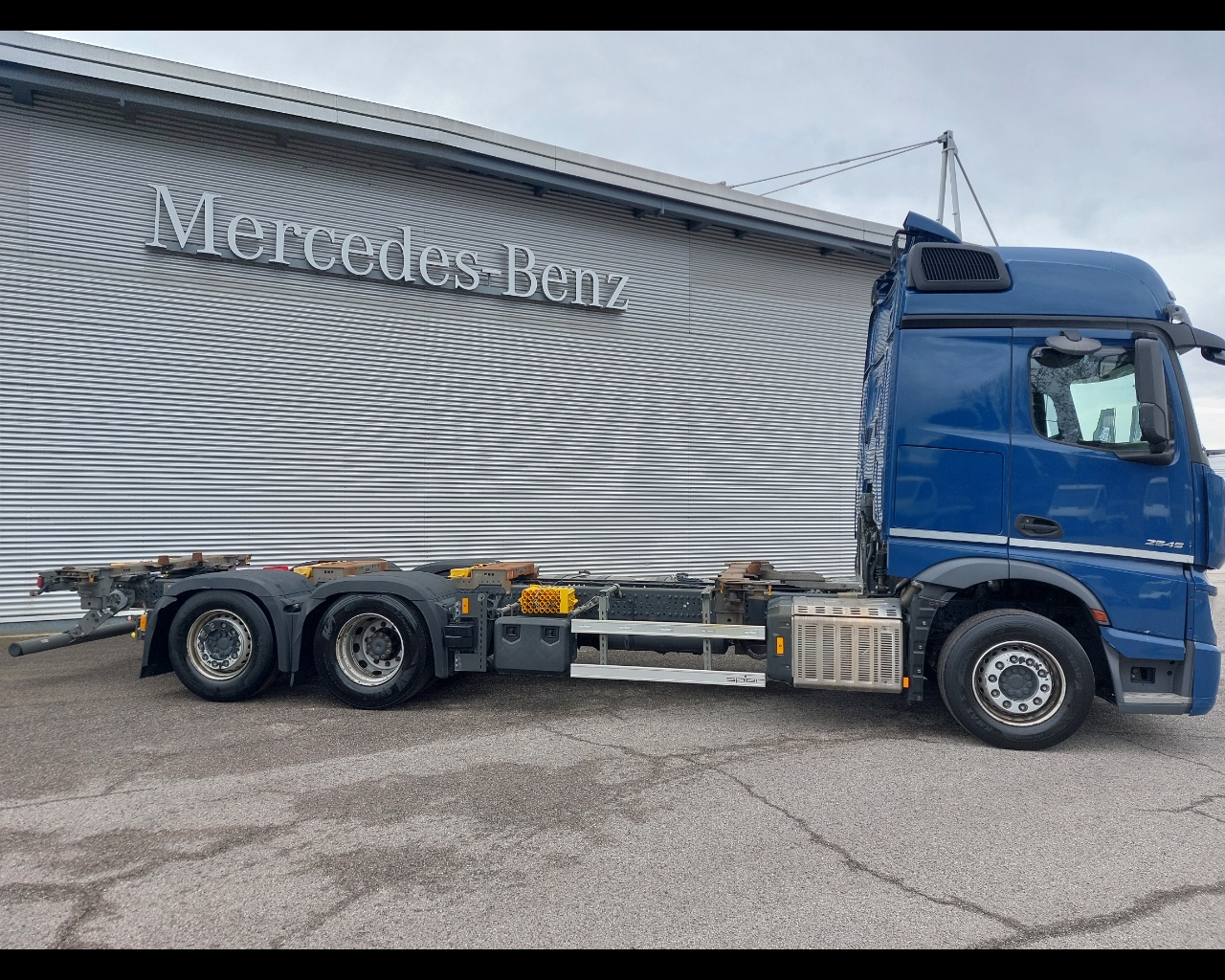 Mercedes  Actros 5 distribuzione 2545 L 6x2 - 6