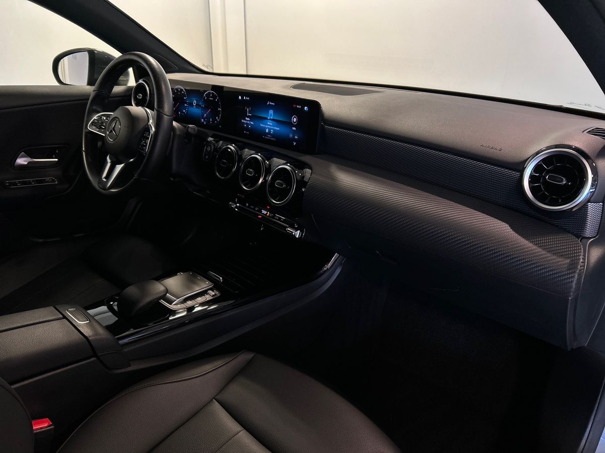 Mercedes Classe A Classe A 180 D Sport 8G-DCT - 15