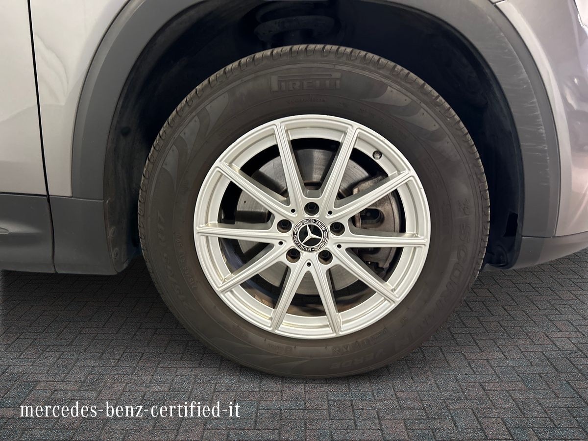Mercedes GLB GLB 200 D Business 8G-DCT - 17