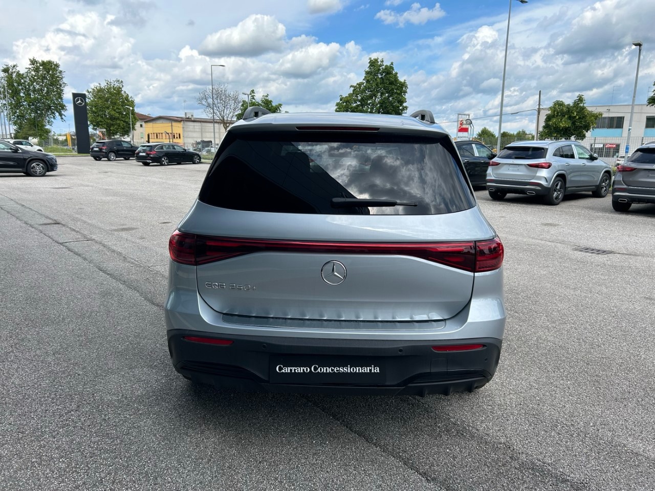 Mercedes EQB EQB 250+ AMG Line Advanced Plus - 6