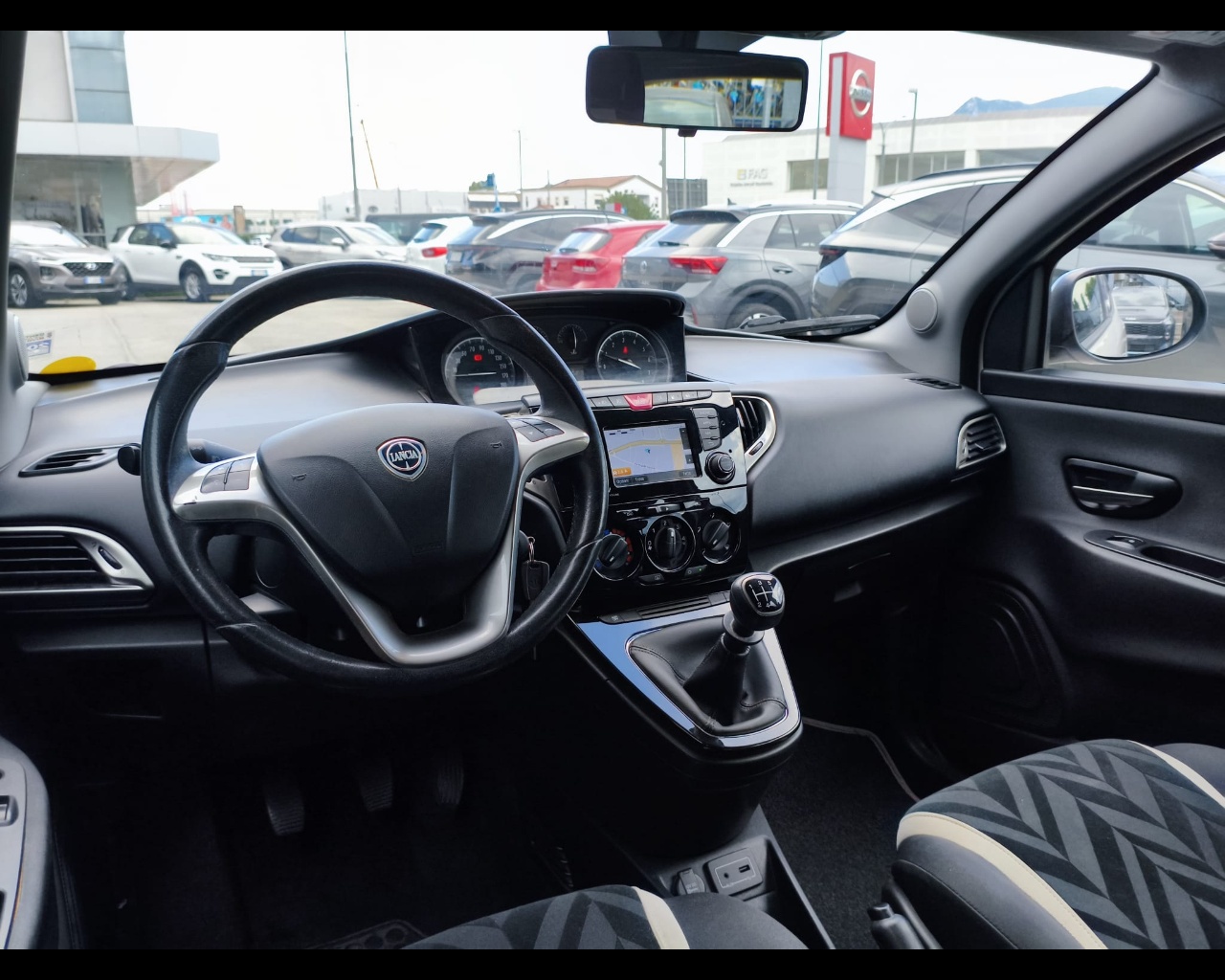 Foto LANCIA Ypsilon 1.2 Gold ecochic Gpl 69cv