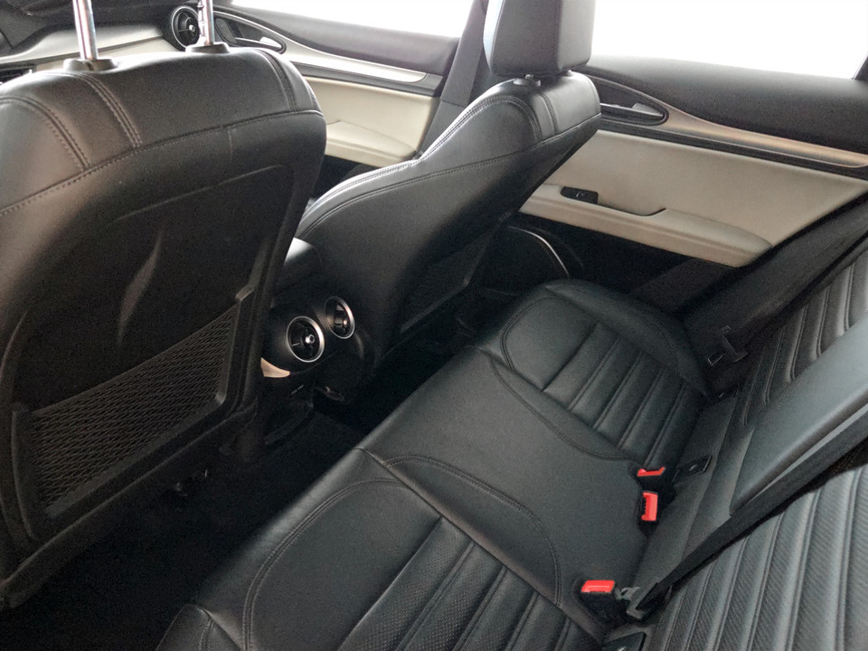 ALFA ROMEO Stelvio 2.2 t Veloce Q4 210cv auto Diesel usato - 16