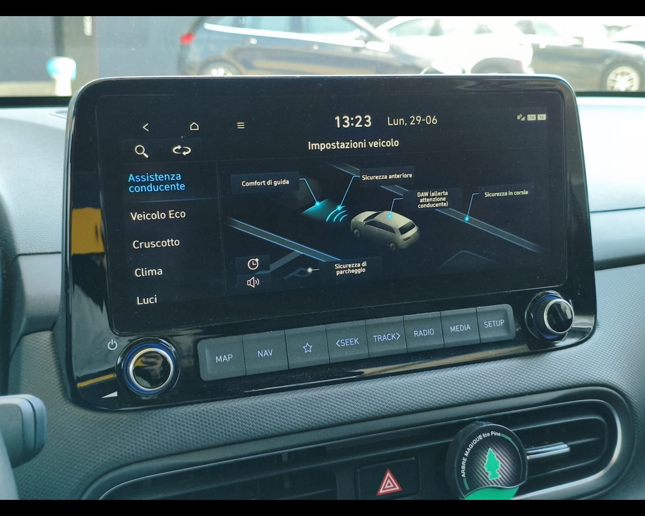 Foto HYUNDAI Kona 1.6 gdi hev Xline Safety Pack 2wd 141cv dct