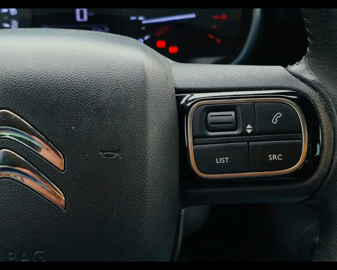 Foto CITROEN C3 Aircross 1.5 bluehdi Shine s&s 110cv