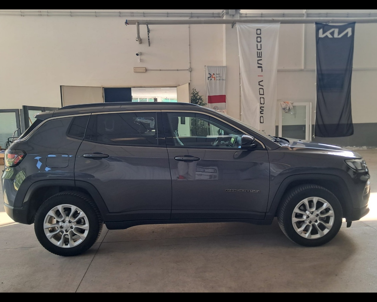 Foto JEEP Compass 1.6 mjt Limited 2wd 130cv