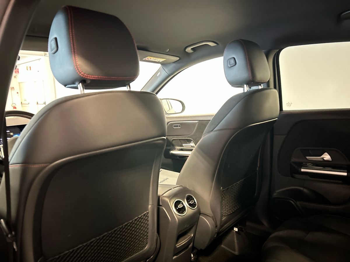 Mercedes GLA GLA 200 D Premium 8G-DCT - 18