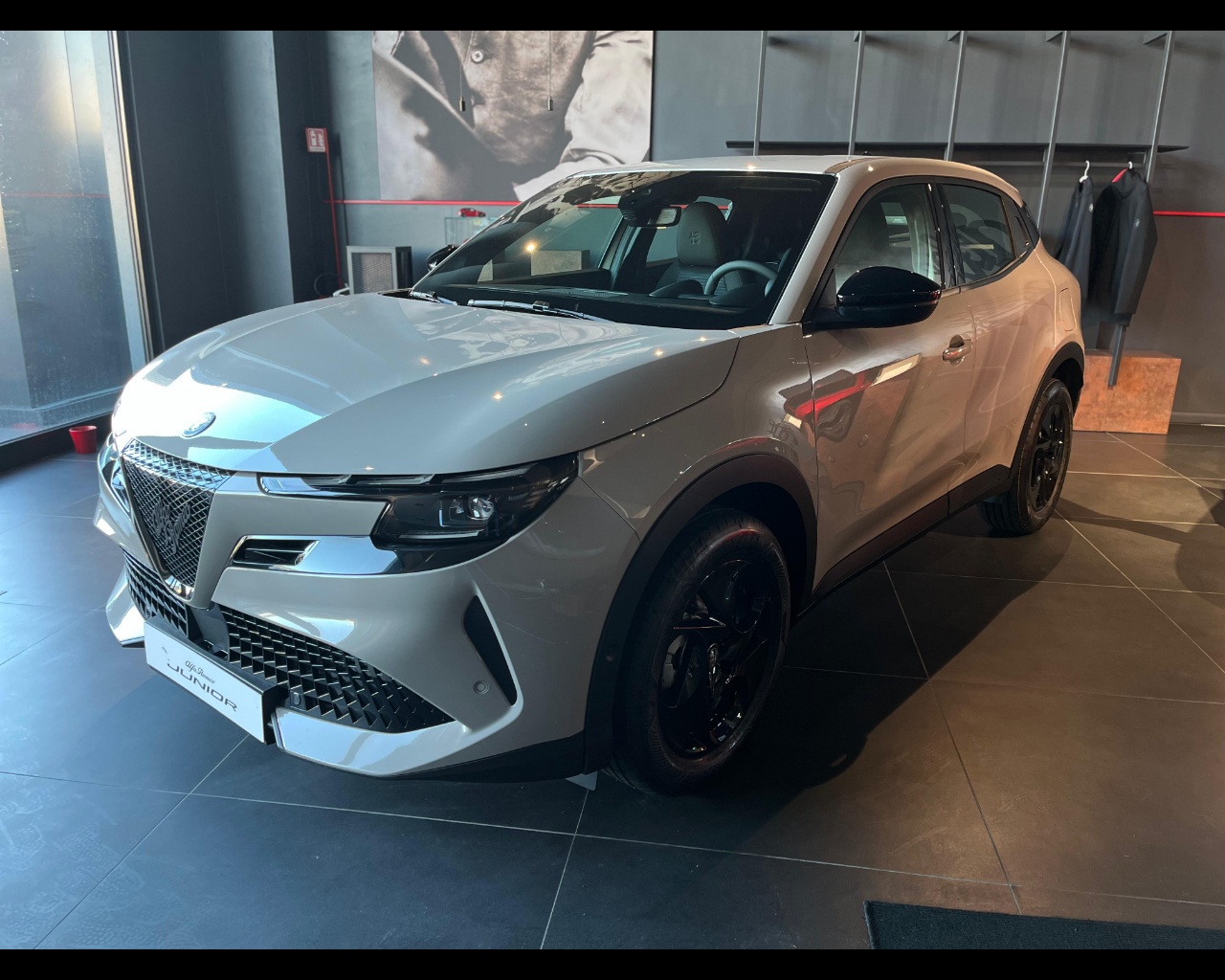 ALFA ROMEO Junior Ibrida Ibrida 1.2 136cvHybrid Edct6 in pronta consegna