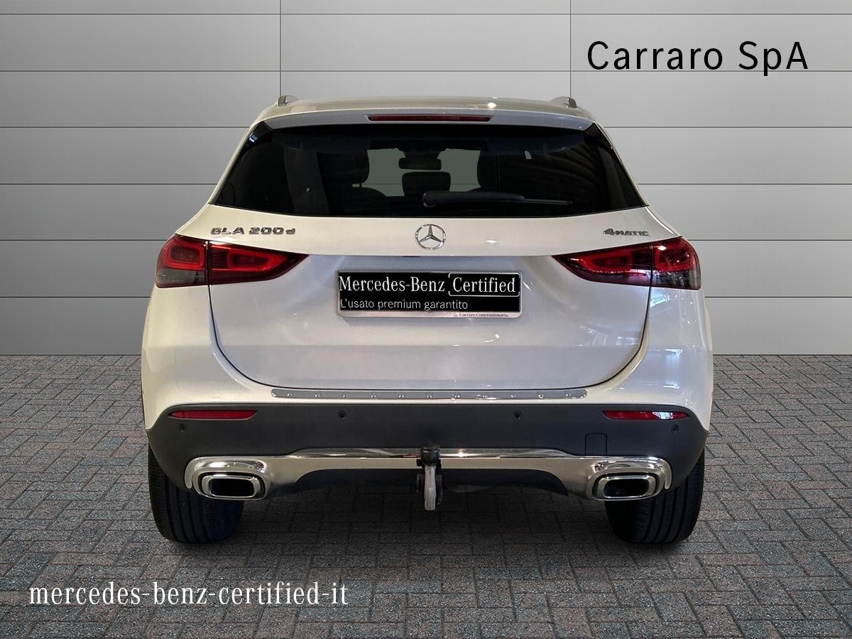 Mercedes GLA GLA 200 D Sport Plus 4Matic 8G-DCT - 4