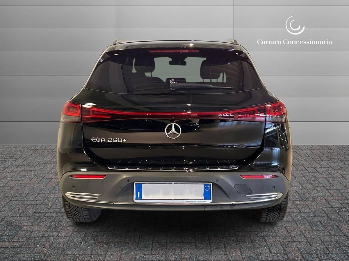 Mercedes  EQA 250+ Sport - 4