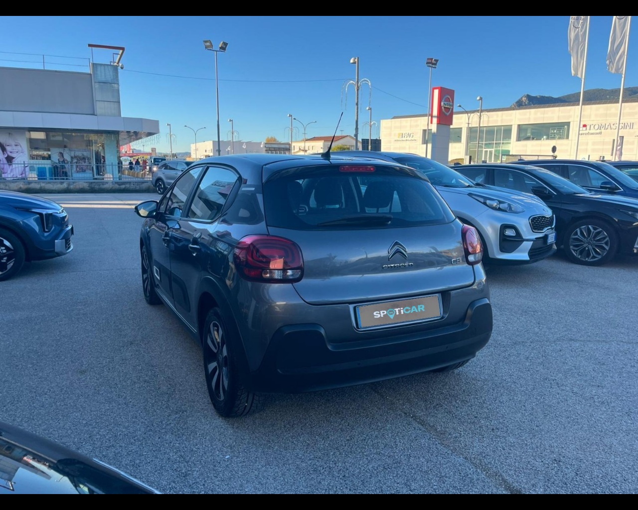 Foto CITROEN C3 1.2 puretech Shine Gpl s&s 83cv neopatentati 
