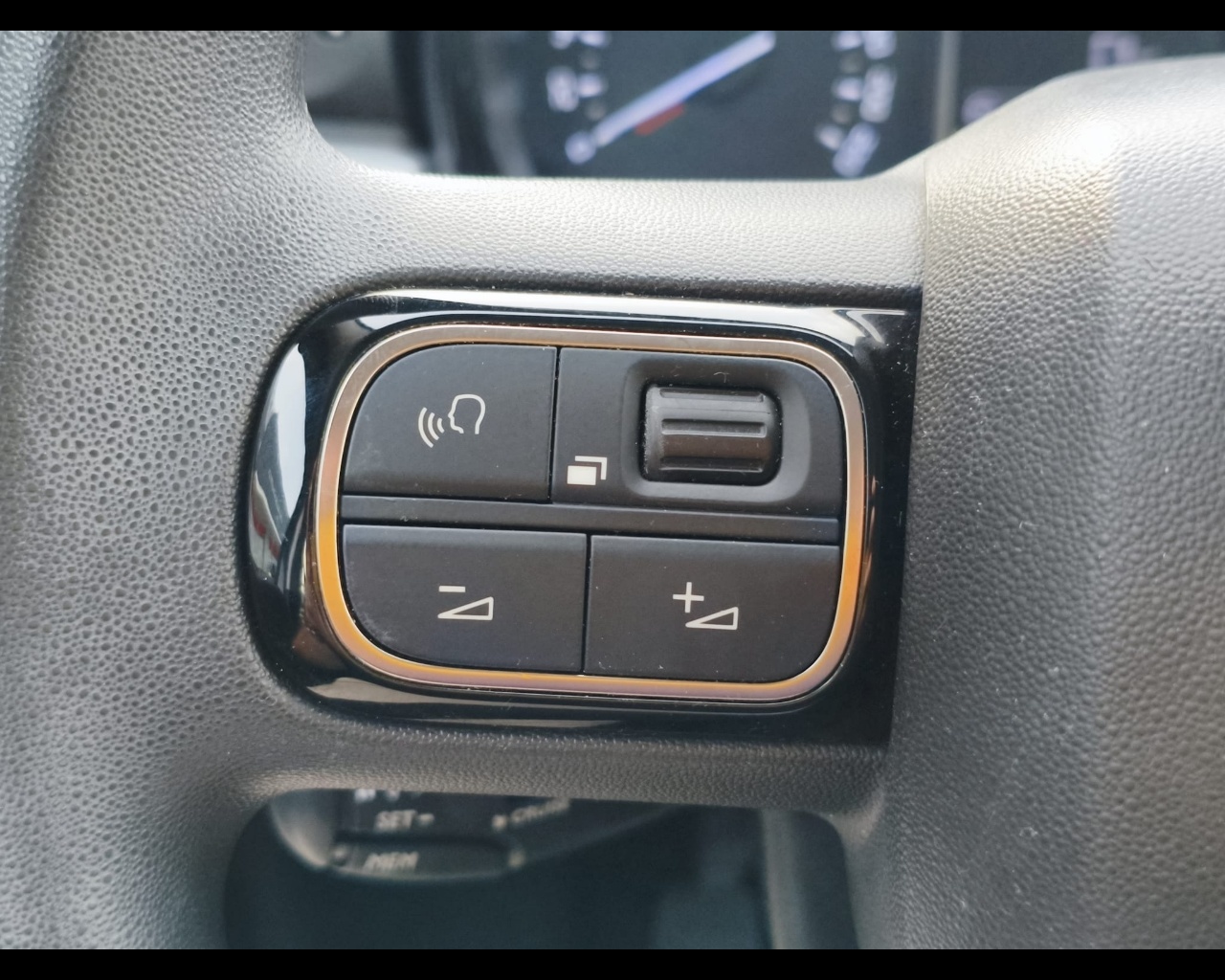 Foto CITROEN C3 1.2 puretech You! s&s 83cv