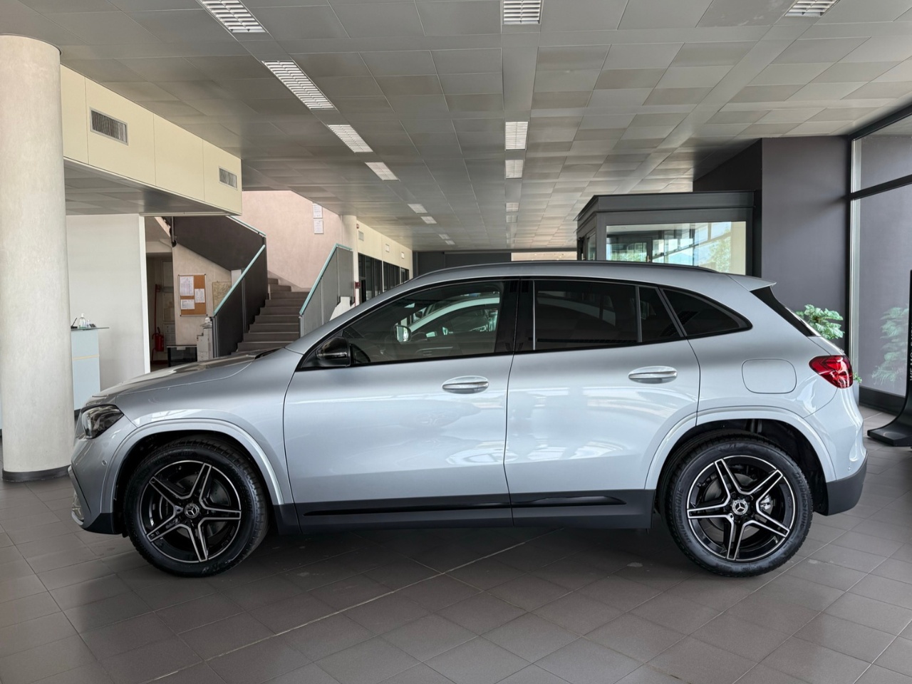 Mercedes GLA GLA 200 d Automatic AMG Line Extra - 3
