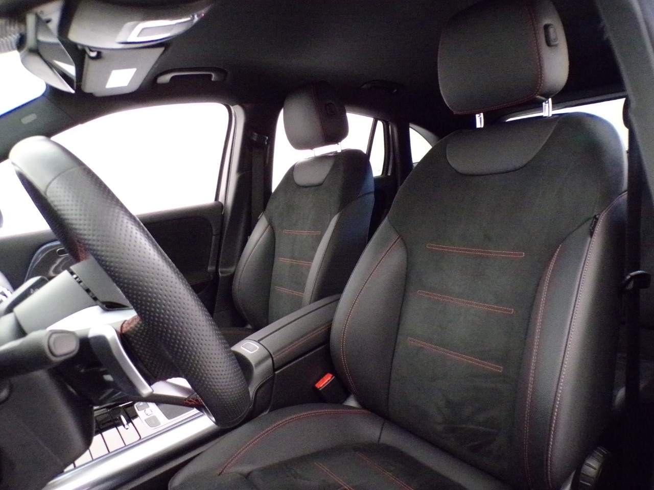 Mercedes  GLA 200 D AMG Line Advanced Plus 8G-DCT - 13