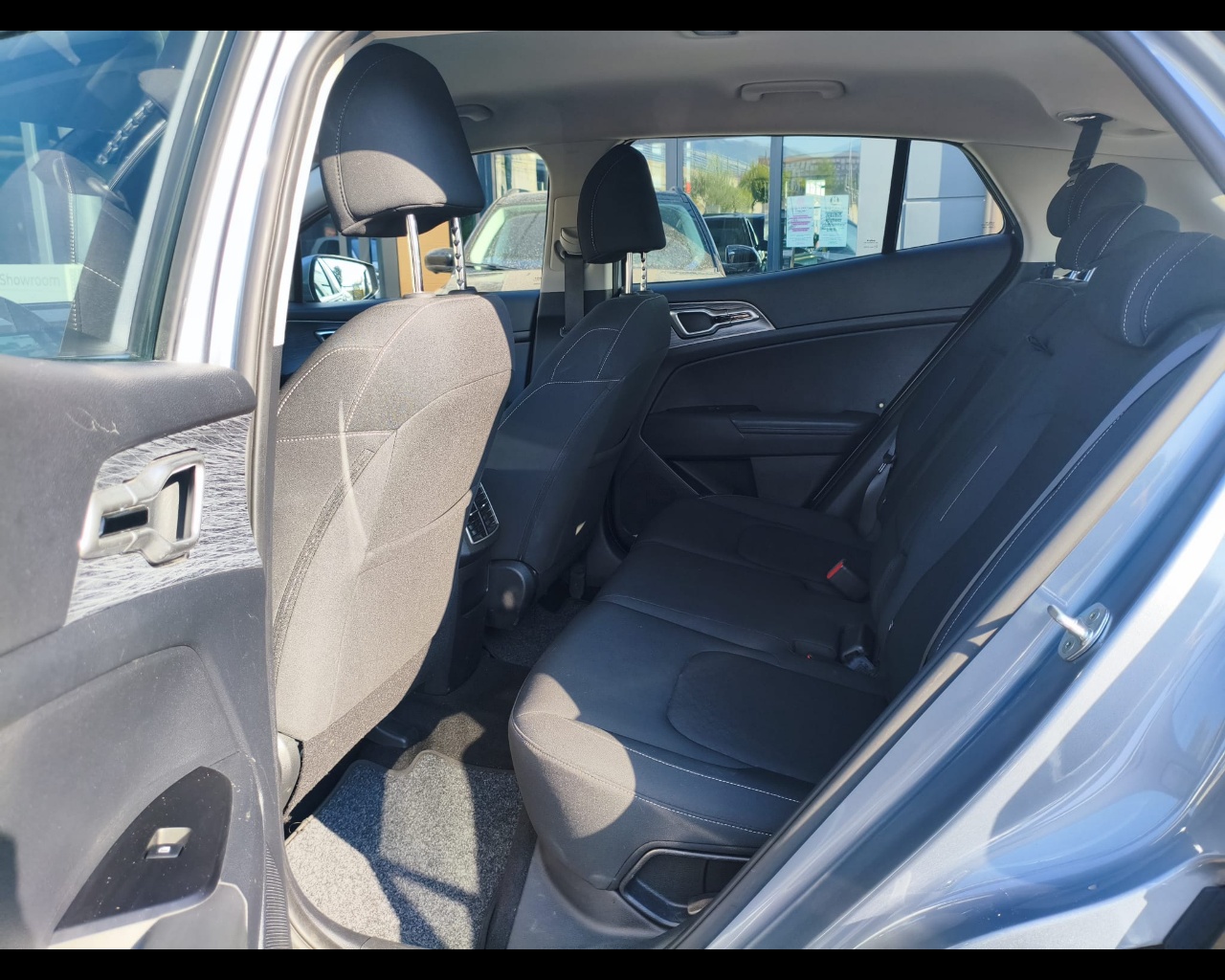 Foto KIA Sportage 1.6 crdi mhev Business imt
