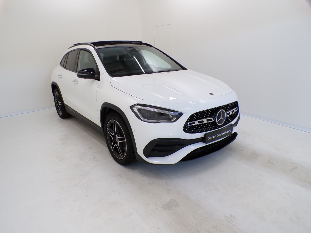 Mercedes GLA GLA 250 Premium 4Matic 8G-DCT - 3