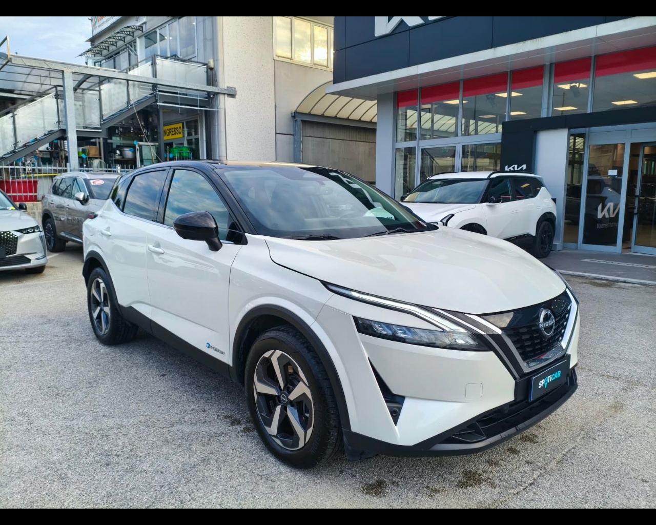 Foto NISSAN Qashqai 1.5 e-power N-Connecta 2wd