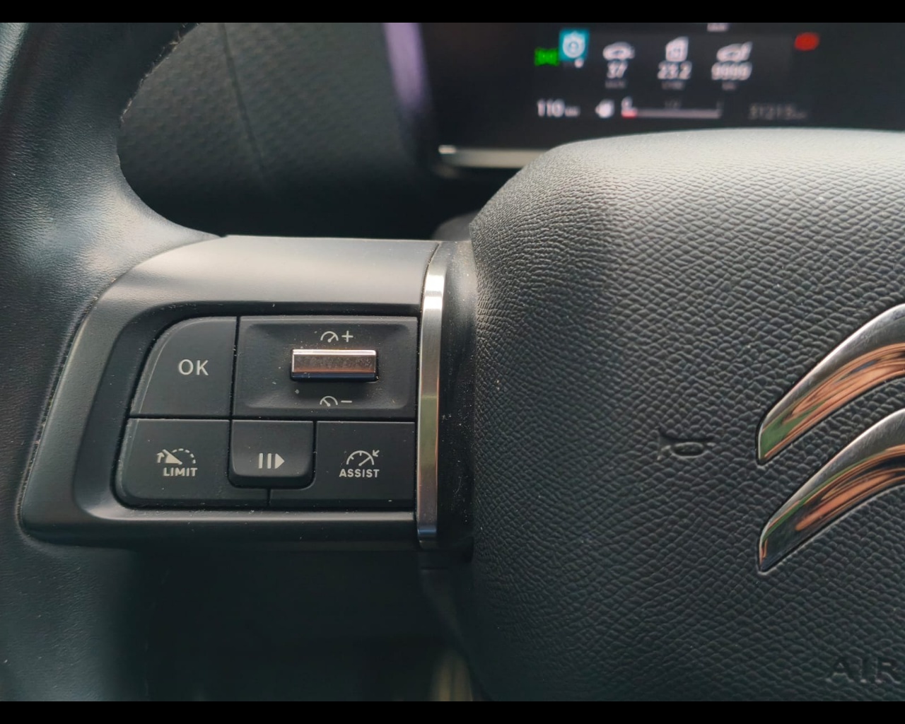Foto CITROEN C4 1.2 puretech Shine s&s 130cv