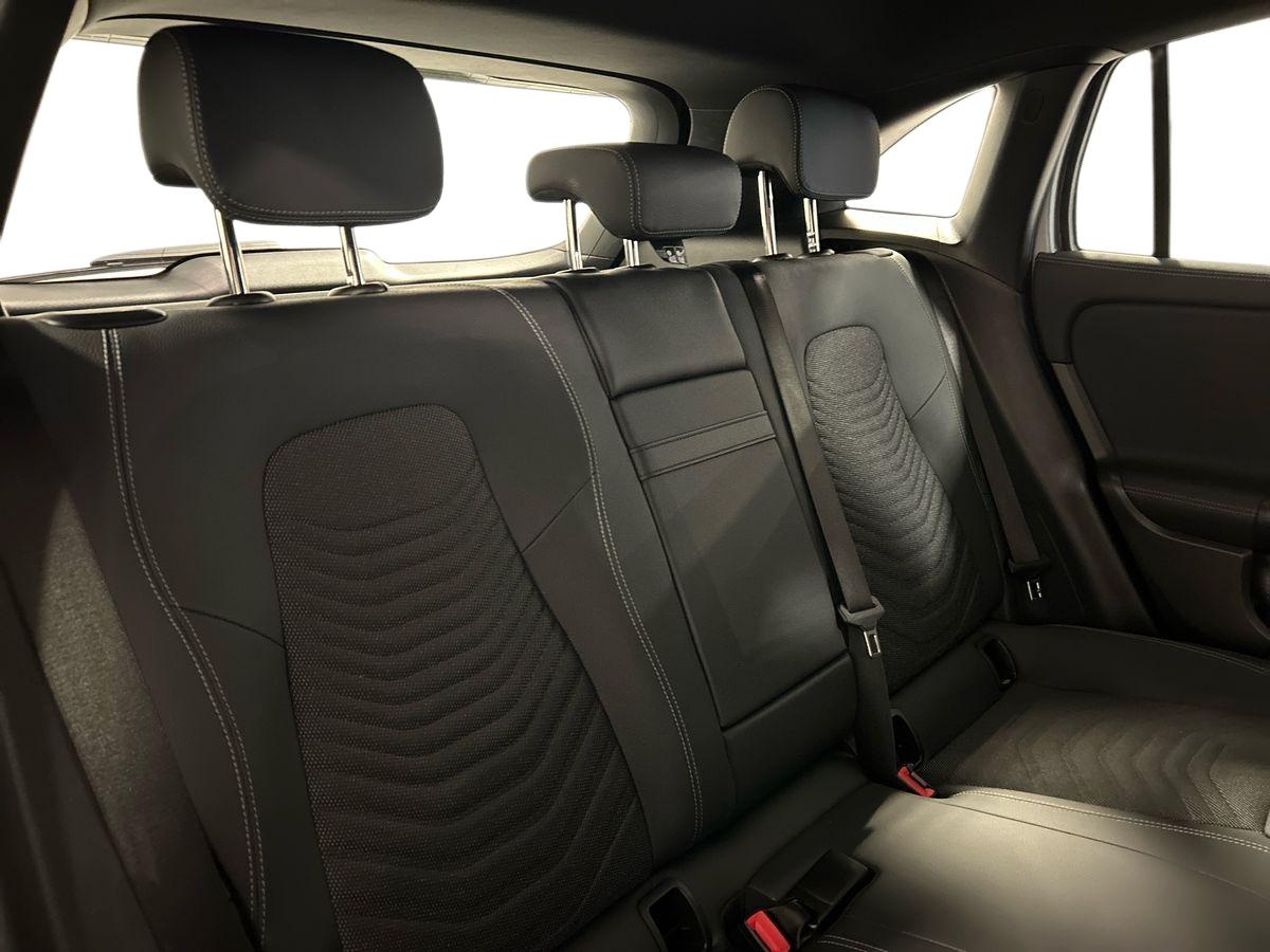 Mercedes  EQA 250+ Progressive - 16