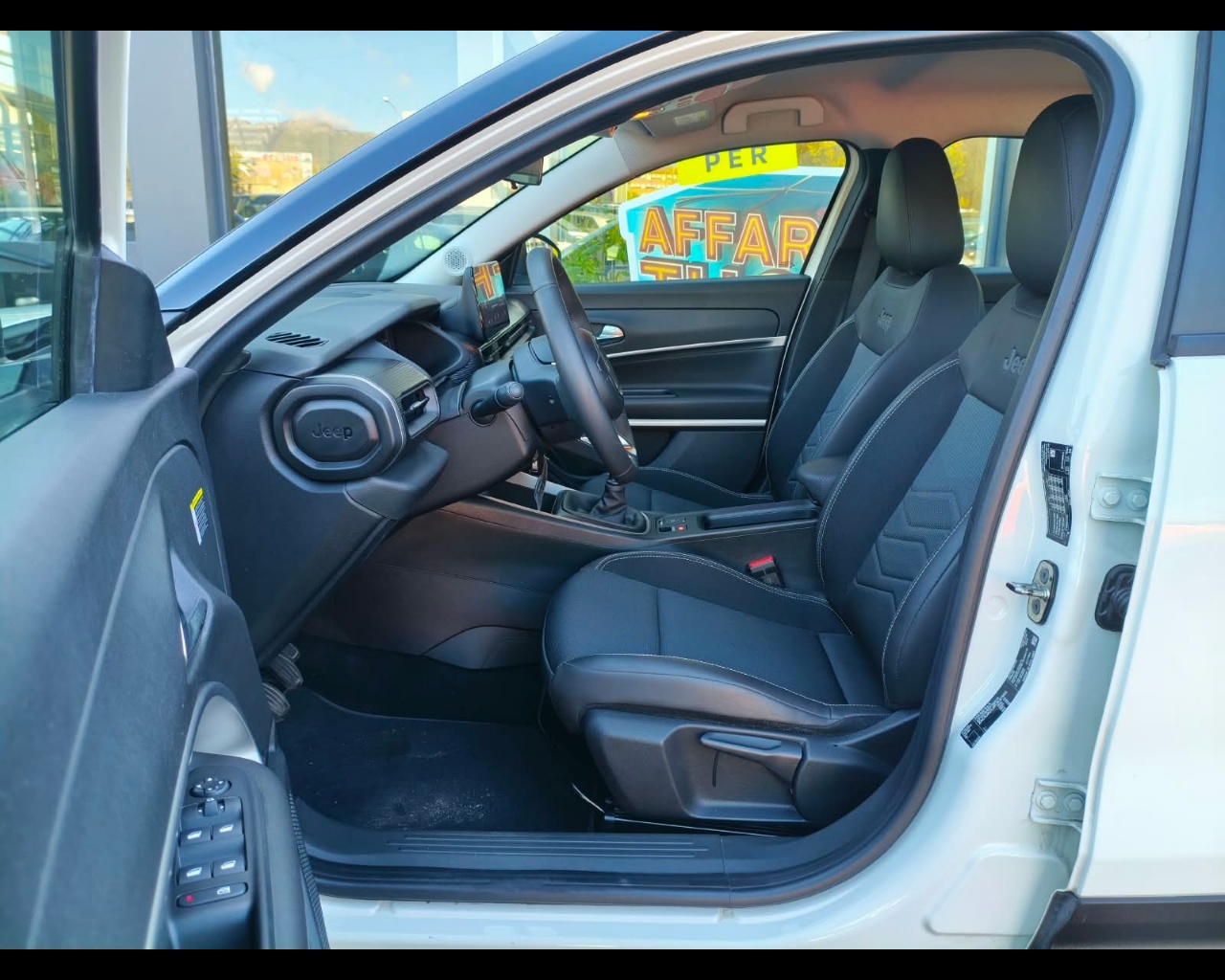 Foto JEEP Avenger 1.2 turbo Altitude fwd 100cv