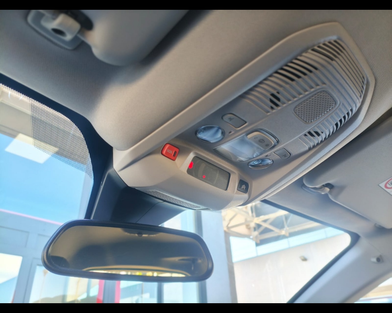 Foto CITROEN C5 Aircross 1.5 bluehdi Shine s&s 130cv eat8