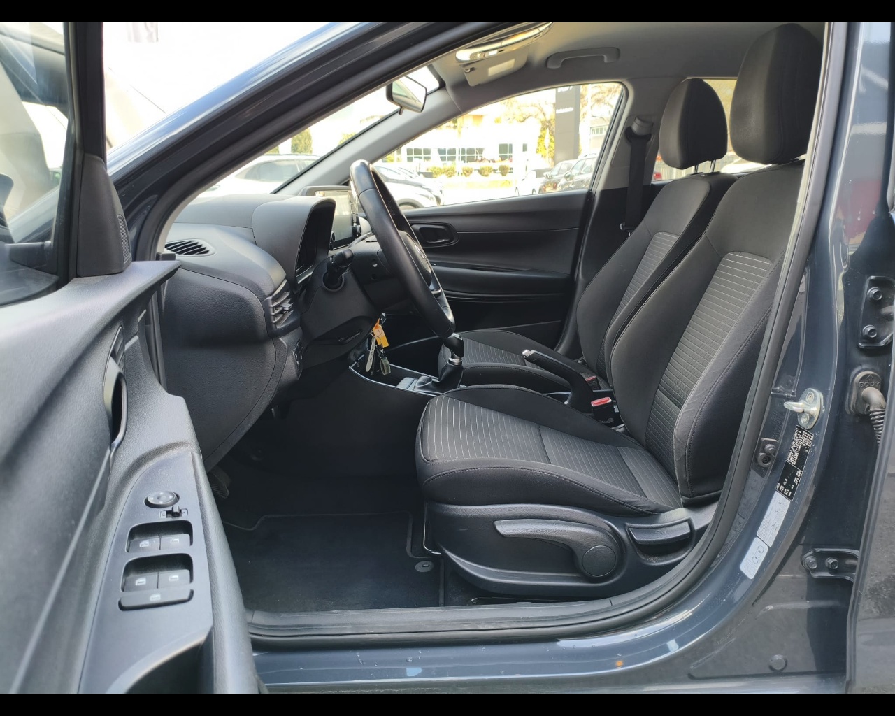 Foto HYUNDAI i20 1.2 mpi Connectline Exterior Pack