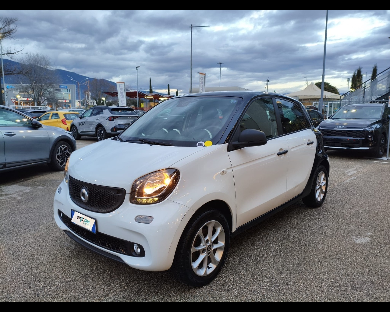 SMART Forfour 1.0 Youngster 71cv  Usata